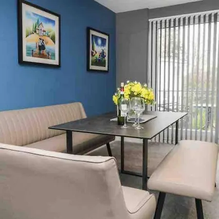 Apartamento Quarry House,chic And Quirky 3 Storey Home, Access
