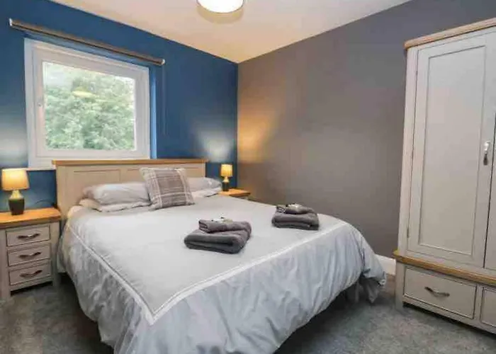 Quarry House,chic And Quirky 3 Storey Home, Access *