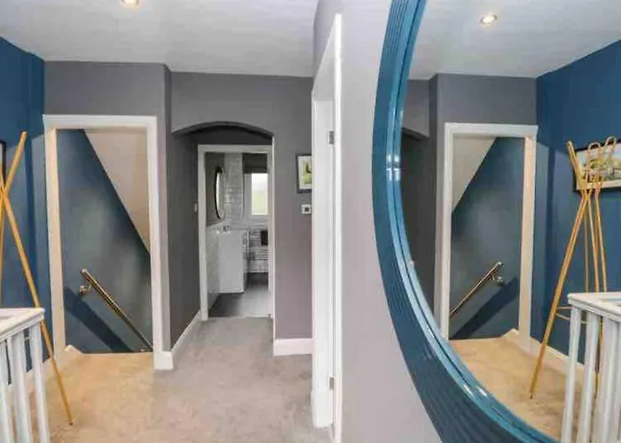 公寓 Quarry House,chic And Quirky 3 Storey Home, Access *