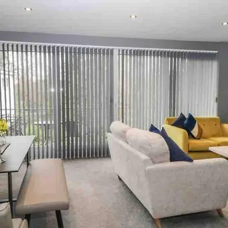 Quarry House,chic And Quirky 3 Storey Home, Centre With Parking Bowness-on-Windermere